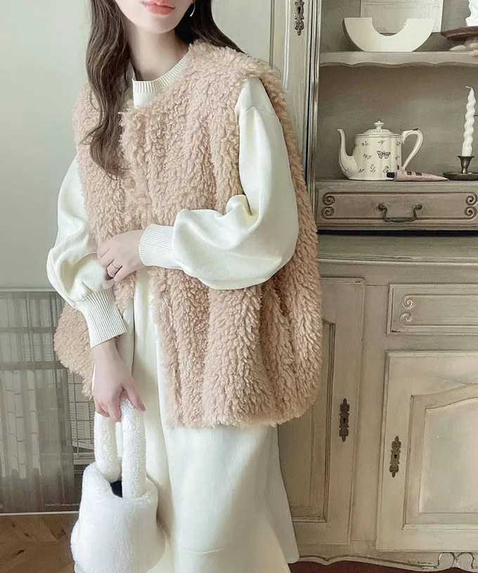 日本 Classical Elf - Java 雙面穿時尚泰迪熊毛絨背心-米杏