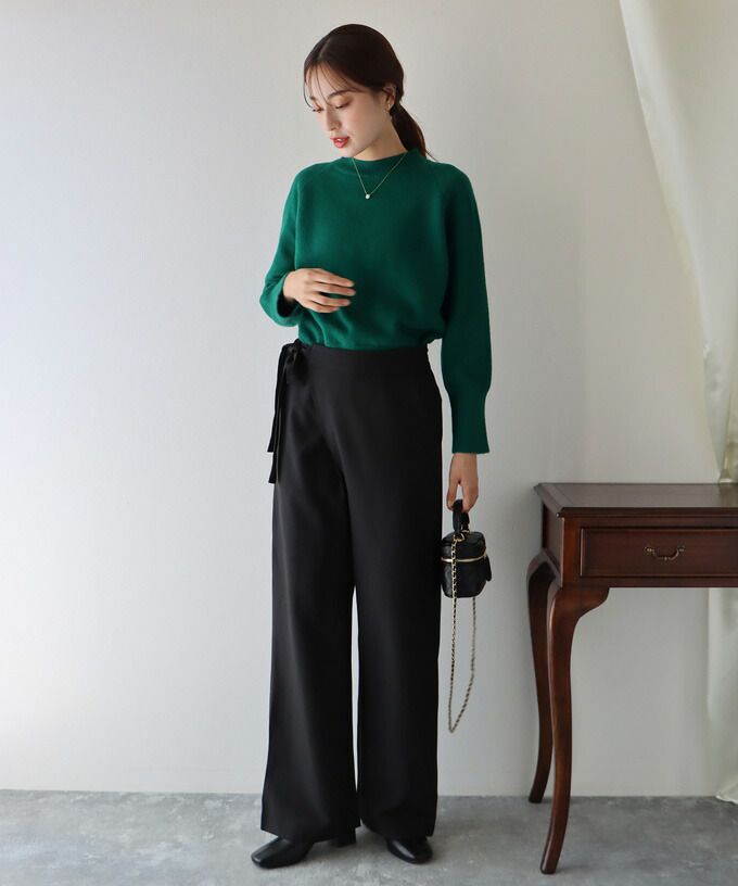 日本 BLUE EAST - 優雅立領針織上衣-草綠