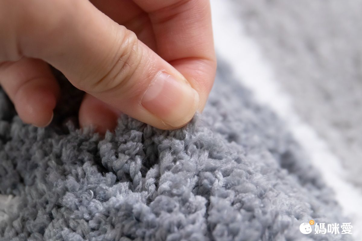 快速吸水植絨浴室腳踏墊-簡約條紋-灰色