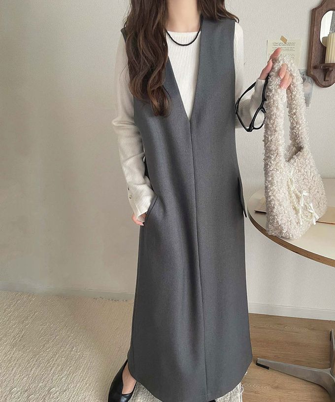 日本 Classical Elf - 簡約深V領氣質線條背心裙-黑