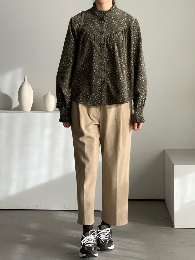 韓國女裝連線 - 滿版小花朵燈芯絨長袖襯衫-軍綠 (FREE)