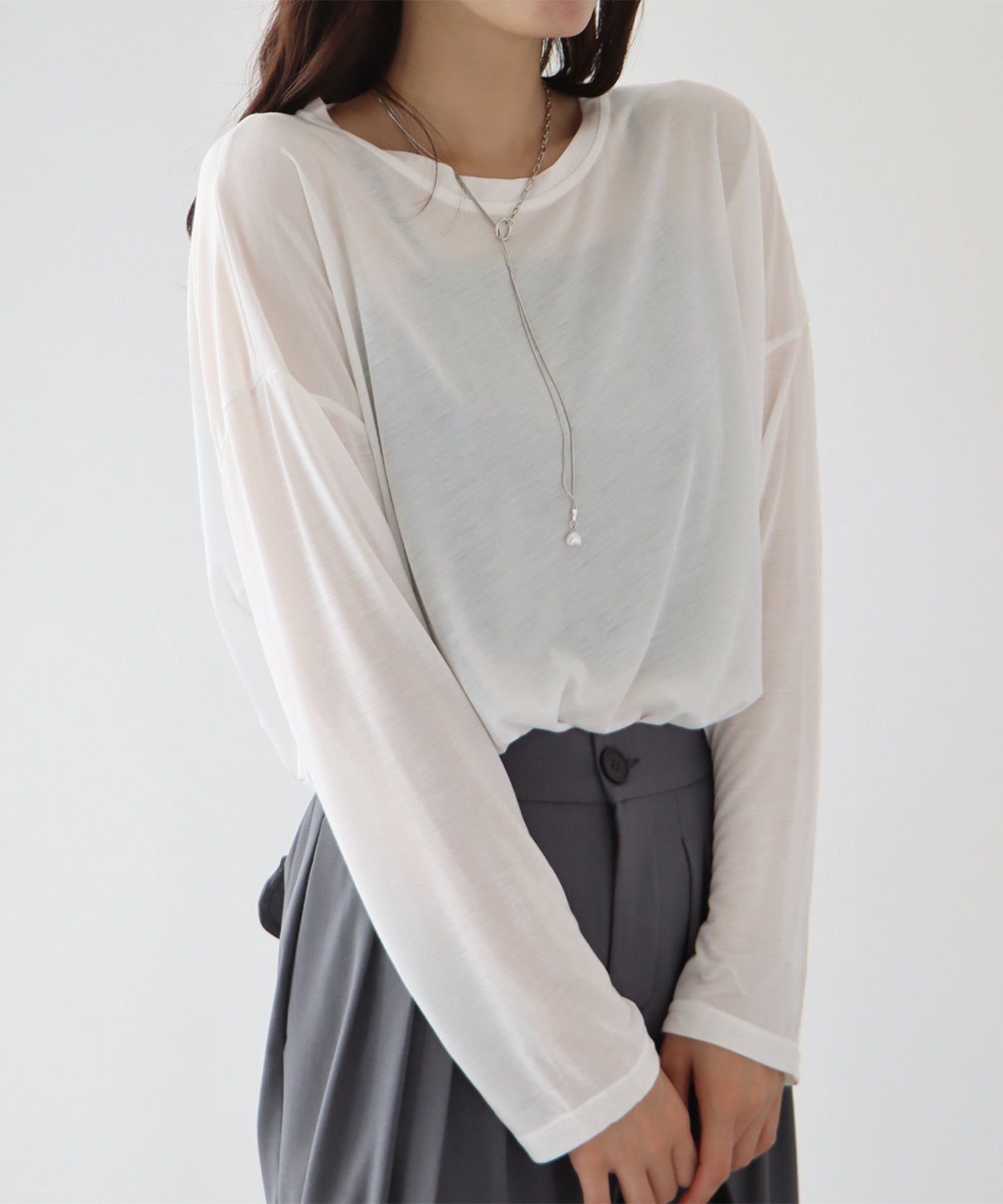 日本 BLUE EAST - 柔軟薄透落肩長袖上衣-粉