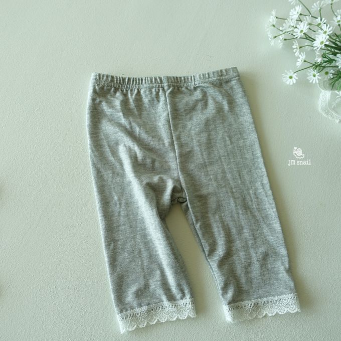韓國 Jmsnail - 鬆緊腰蕾絲花邊裝飾內搭褲-麻灰