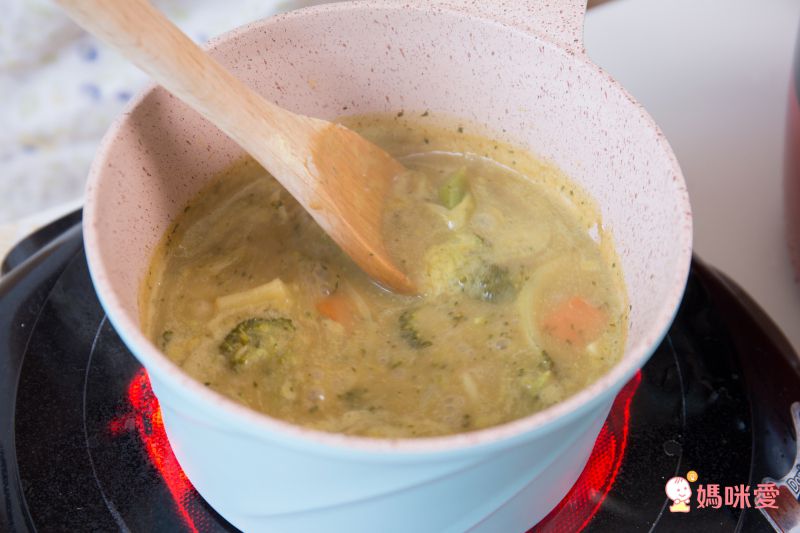 買一送一！【飛馬兒童咖哩】專為幼童設計配方，營養均衡又省時