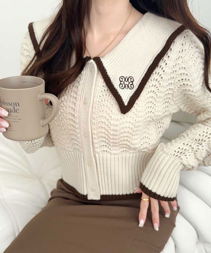 日本 Classical Elf - mily bilet 復古氣質領洞洞針織上衣-灰