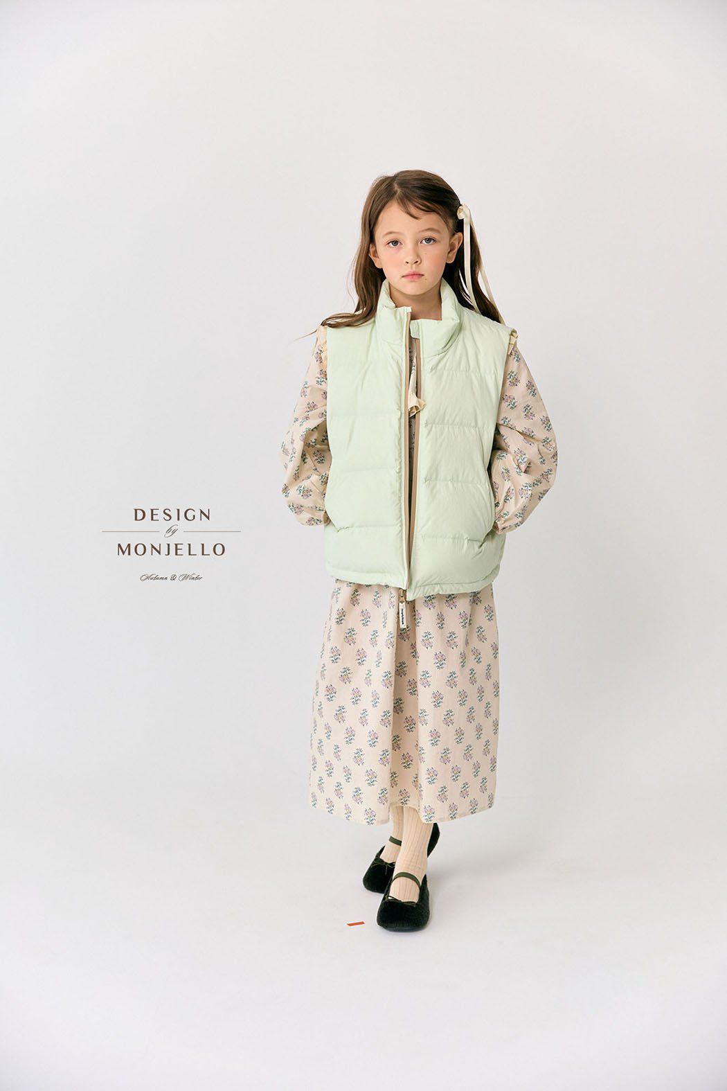 韓國 MONJELLO - (100%鴨絨)防潑水立領羽絨背心-淺卡其