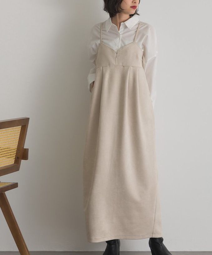 日本 ELENCARE DUE - 柔美垂墜感優雅絨面吊帶洋裝-象牙米