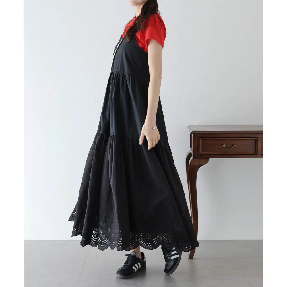 精緻雕花下擺迷人細肩帶洋裝-黑 (M)