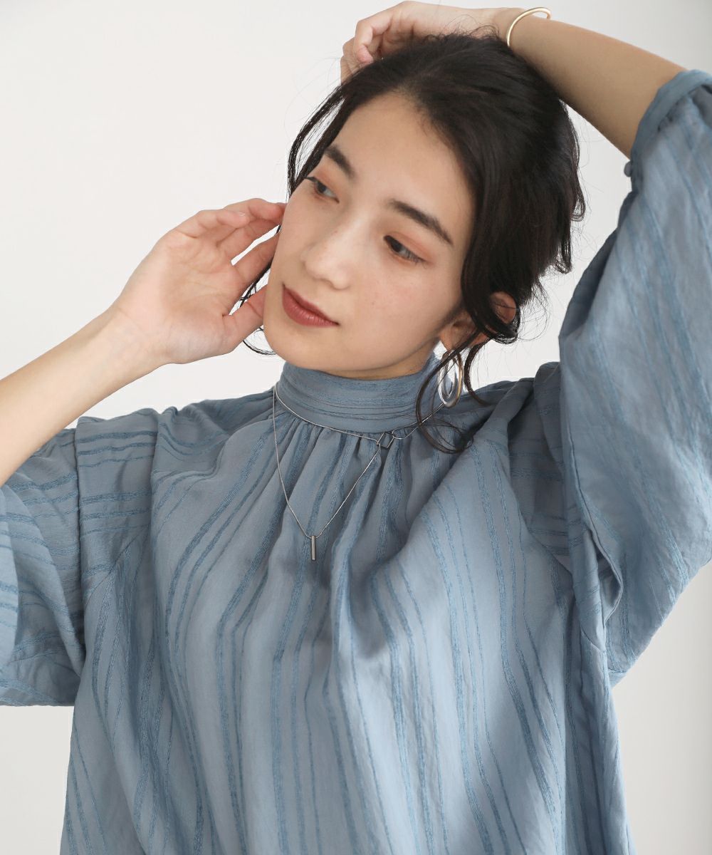 日本 Bou Jeloud - 小高領抓皺寬鬆前後2way長袖上衣-藍