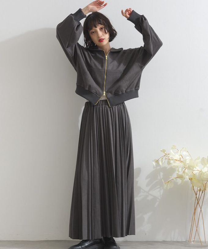 日本 ELENCARE DUE - 輕盈絨皮感雙拉鏈短版連帽外套-焦糖棕