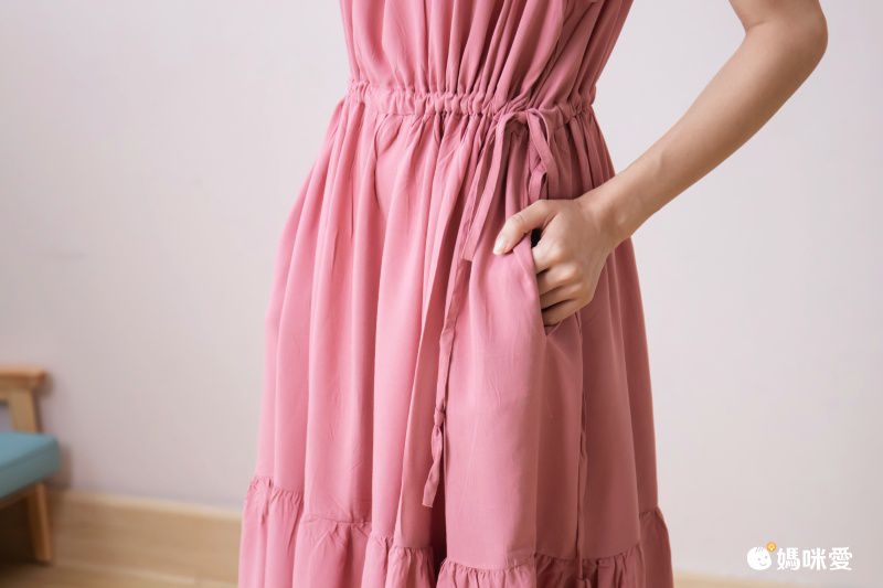 日本 BLUE EAST - 氣質小V領排釦短袖洋裝-素色-綠 (M(Free))