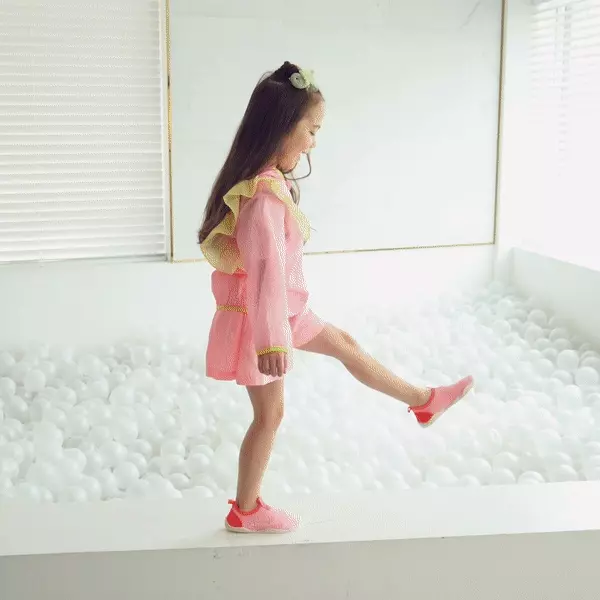 韓國 ❖ 輕盈防滑沙灘鞋／溯溪鞋 ❖ 排水速乾×包覆透氣