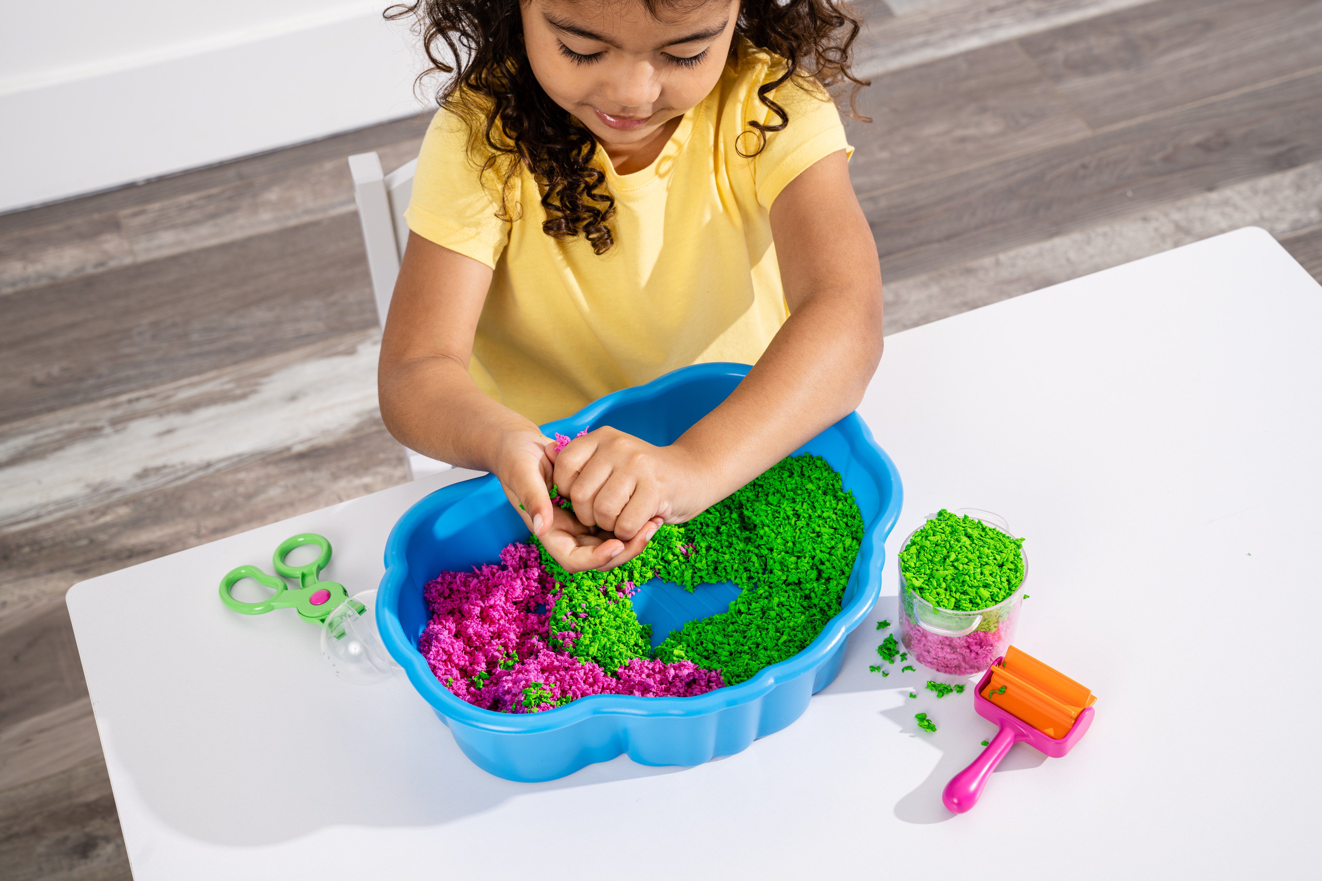 美國 Educational Insights - 魔塑粒粒黏土-空氣鬆土感官盆