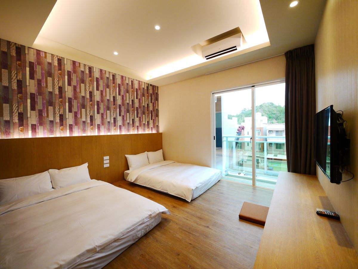 台東曙光渡假酒店 - 【五館聯合】媽咪愛特談四人房一泊一食平日住宿券-無使用期限