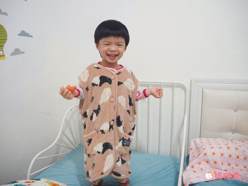 日本 AUBE - 毛茸茸長版保暖背心(兒童)-淺粉