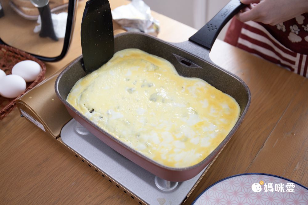 減少85%油煙！韓國製【SmileÜ 微笑出氣鍋】​加速料理時間