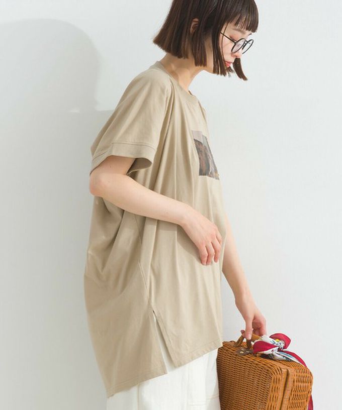 日本 Lupilien - 療癒休閒感落肩長版T恤-貓咪照片-白