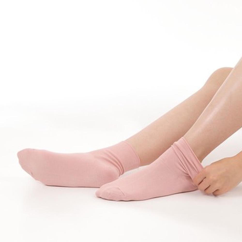 日本女裝代購 - 日本製 超舒適減壓中筒襪-粉 (22-24cm)