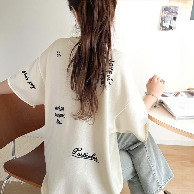 日本 Classical Elf - 率性字母塗鴉落肩寬鬆短袖T恤-米白