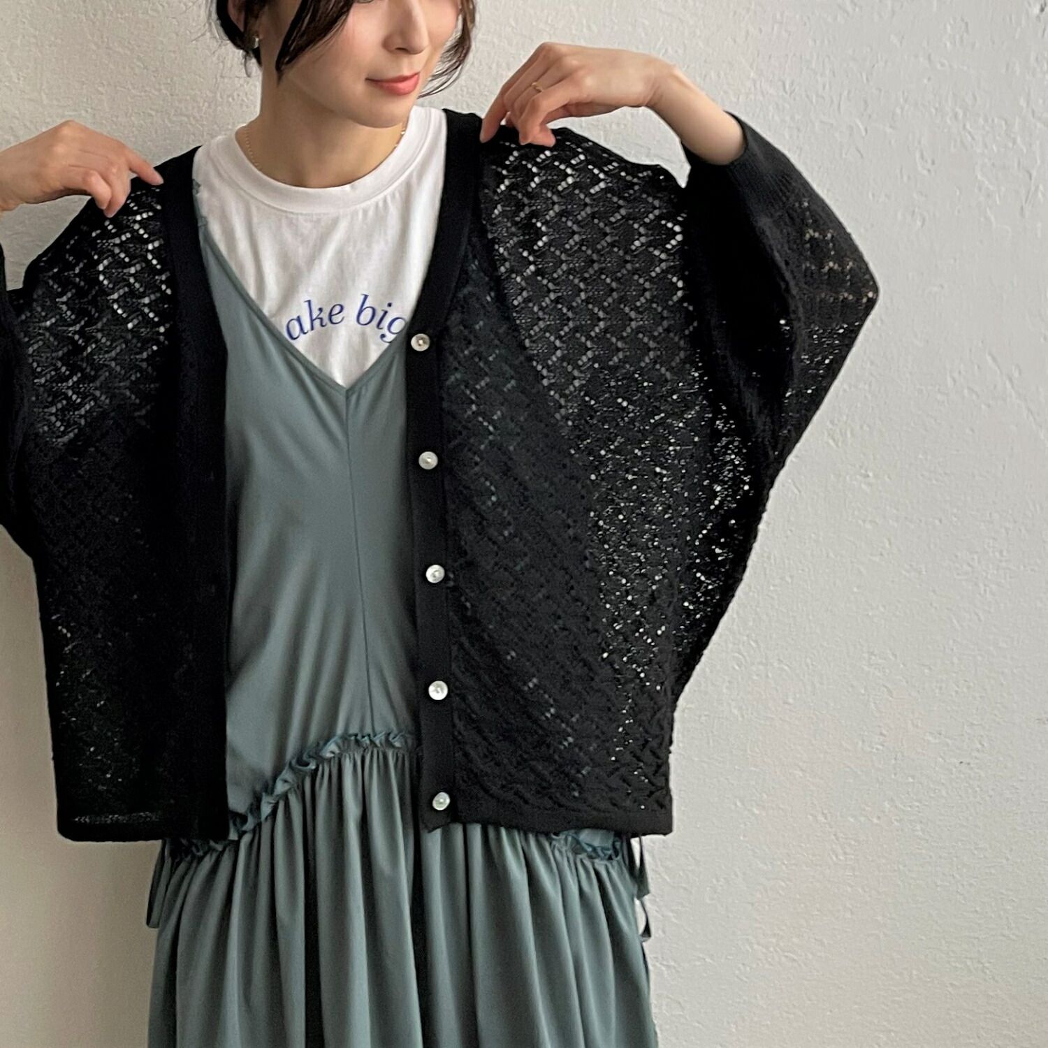 日本 ihuu - 2WAY氣質蕾絲鉤針薄外套-杏白