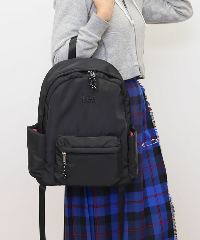 日本 COOCO - Lee聯名款 輕量美型後背包-淺灰 (W30*H39*D15cm)
