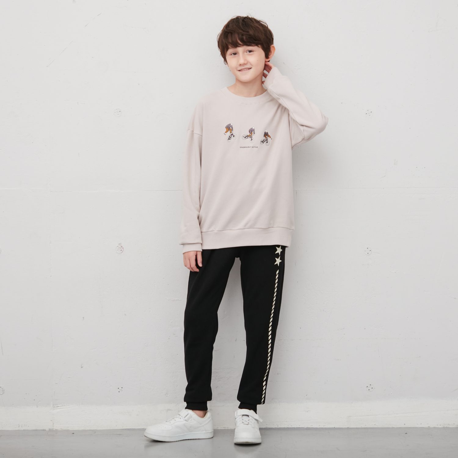 日本千趣會 - 線條logo保暖束口長褲-黑