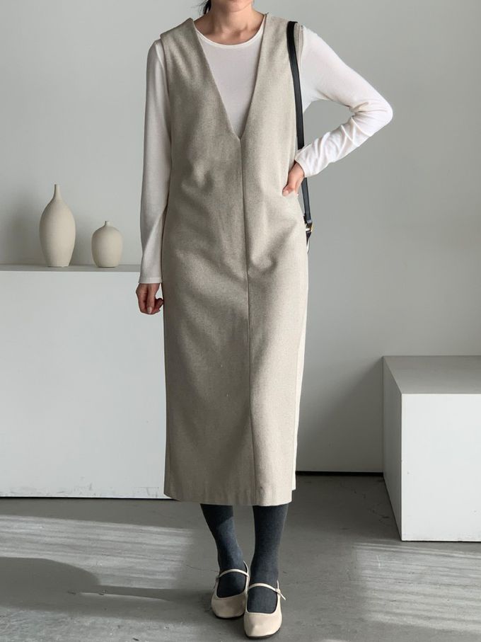 韓國女裝連線 - 簡約V字混羊毛側開連身洋裝-燕麥杏 (FREE)