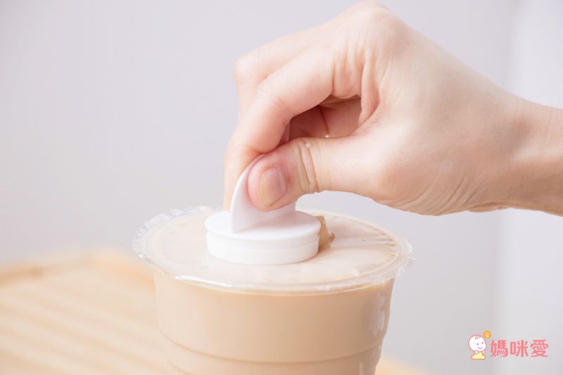 美國 Smily Mia 矽膠吸管組