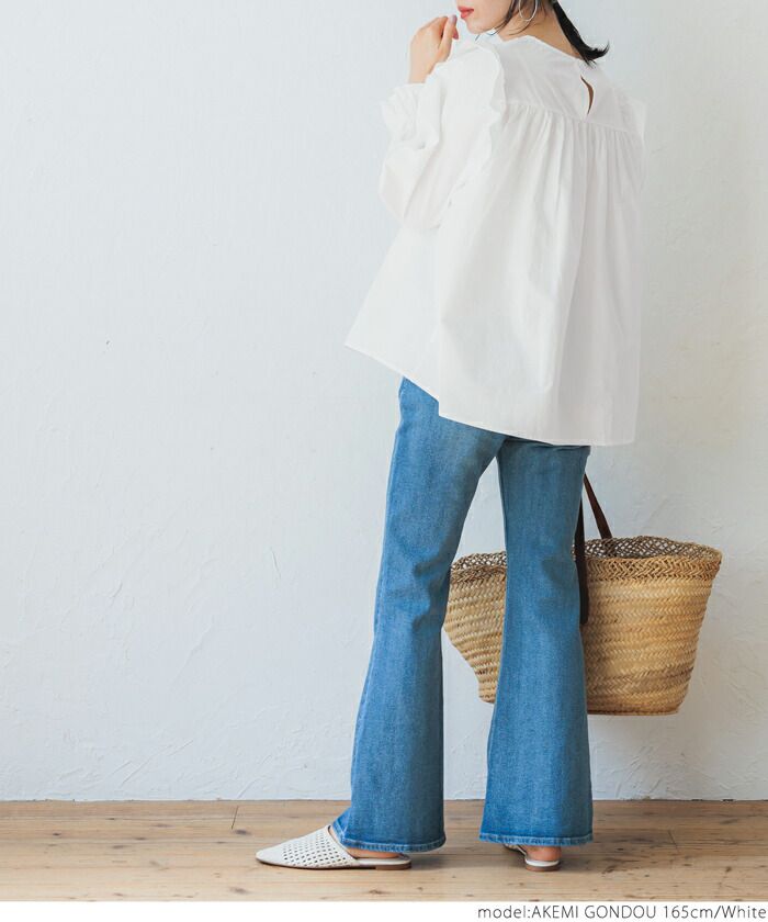 日本 COCA - 古典荷葉邊糖果袖寬鬆長袖上衣-白