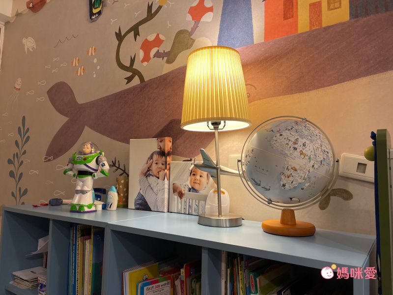 SKYGLOBE - 10吋新動物版360度旋轉木座地球儀(中英文對照)