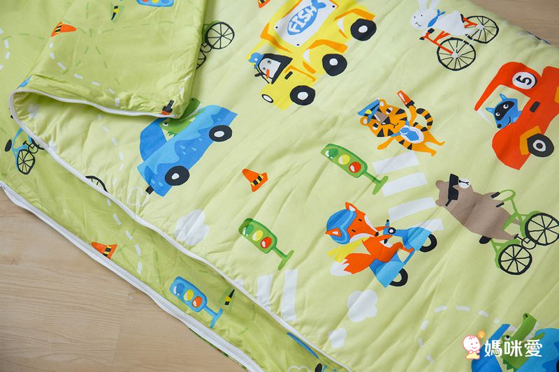 鴻宇 HongYew - 防螨抗菌100%美國棉鋪棉兩用兒童睡袋-交通樂園-1778