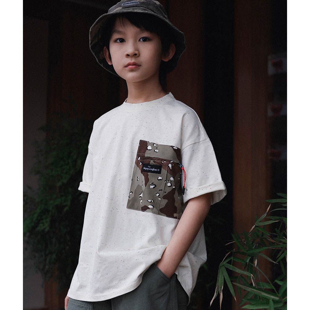 棉質圓領短袖上衣-動物紋口袋-米白彩點