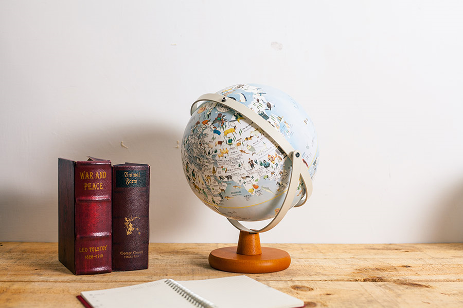 SKYGLOBE - 10吋新動物版360度旋轉木座地球儀(中英文對照)