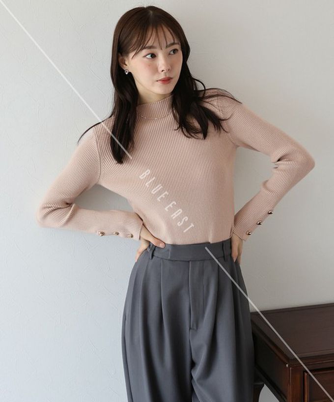 日本 BLUE EAST - 愛心金釦羅紋小高領長袖上衣-黑