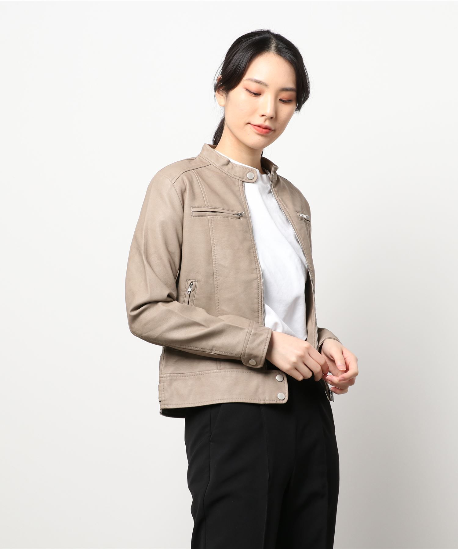 日本 Riche Glamour - 帥氣仿皮皮衣-上下釦-焦糖