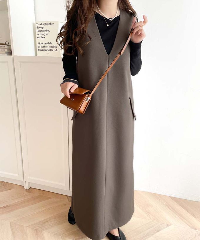 日本 Classical Elf - 簡約深V領氣質線條背心裙-炭灰