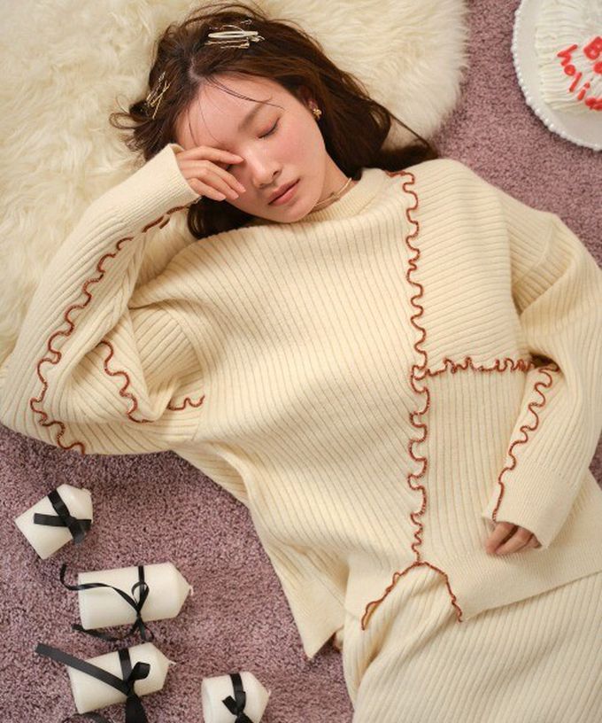 日本 Bab - 柔美曲線點綴寬鬆感針織上衣-灰藍