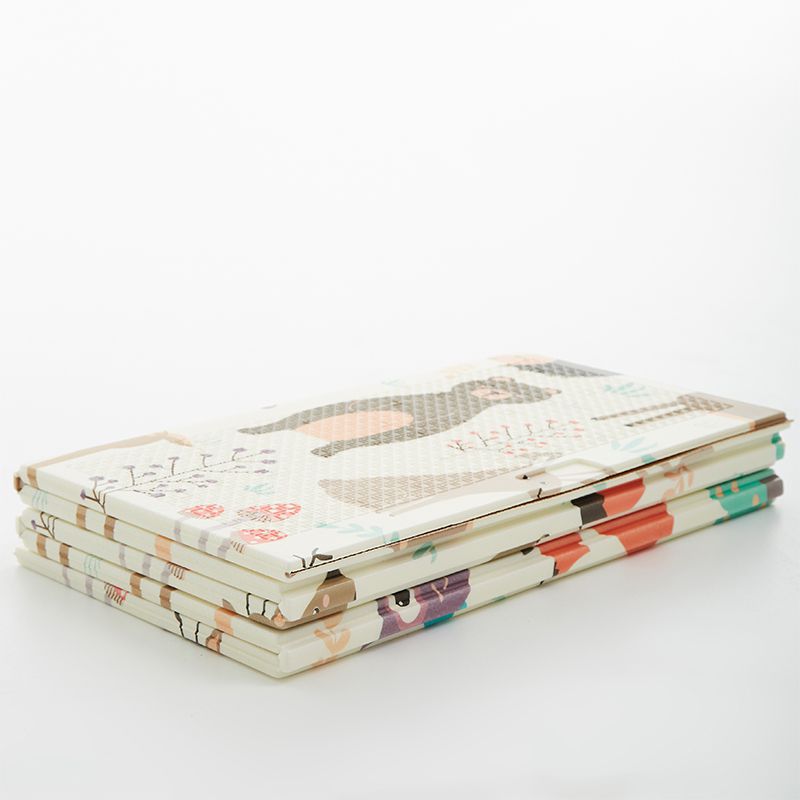 akachan honpo - 可折疊柔軟遊戲地墊-動物 (約148×198×1cm)-適用年齡：1歲以上