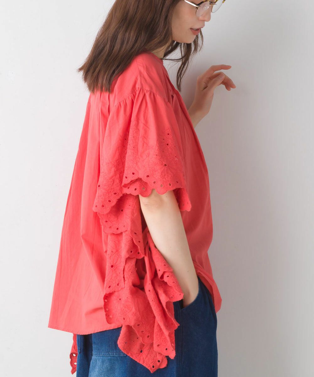 日本女裝代購 - 文藝刺繡大波浪寬鬆短袖上衣-經典黑