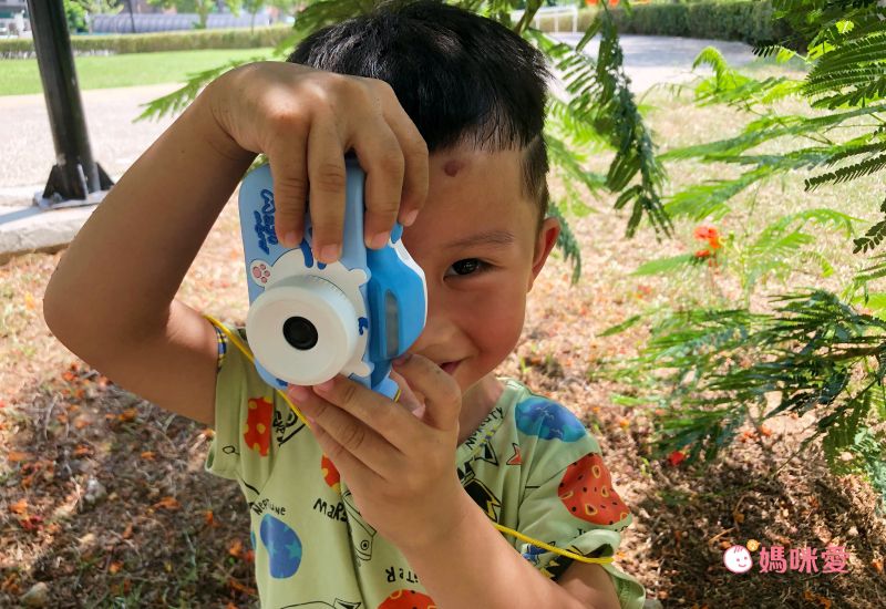 FUNY - <超值兩入組>麻吉貓童趣數位相機-粉兩台-【升級附贈】32G記憶卡*2