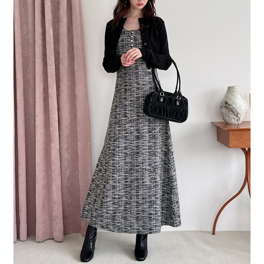 粗花呢寶石扣背心喇叭裙長洋裝-黑系