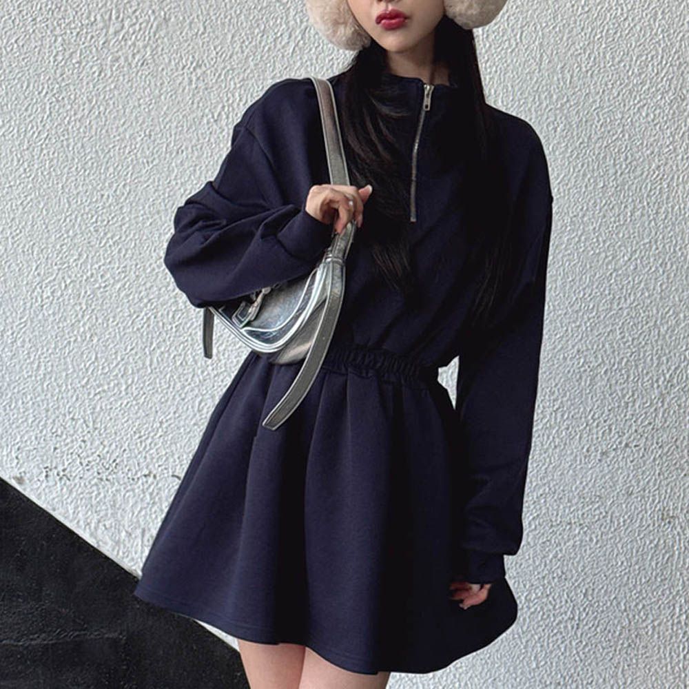 半拉鍊運動風短裙洋裝-海軍藍 (F)