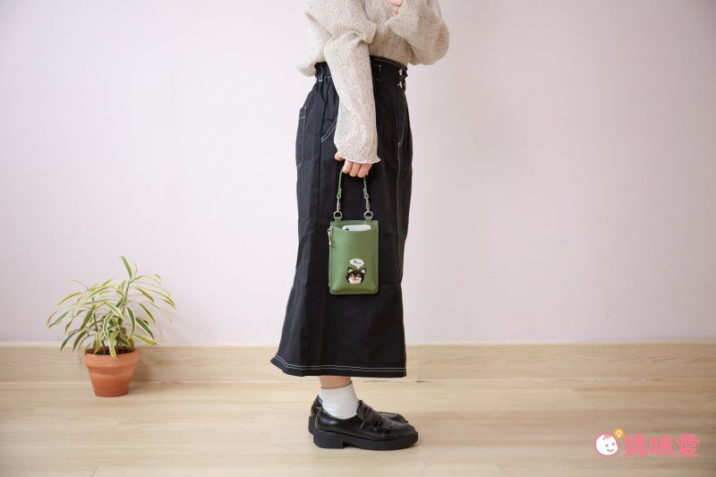 日本服飾代購 - 2way動物刺繡造型手機收納/隨身小零錢包-兔子-芥末黃 (17x11x2cm)