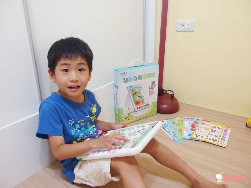 培養孩子邏輯的法寶✎【青林5G智能學習寶】點讀平板＋高達368個遊戲圖卡可替換★