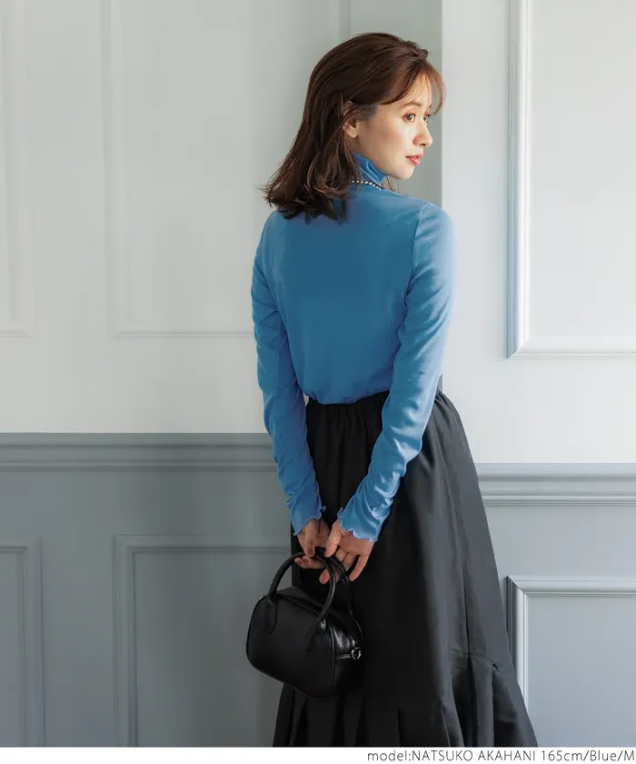 日本 COCA - 高領微透感長袖內搭/上衣-深藍