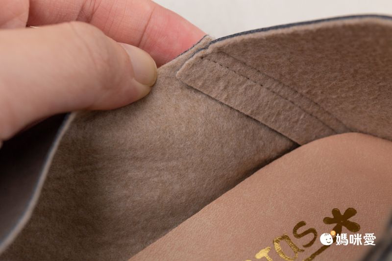 日本女裝代購 - 日本製 柔軟V字腳背美型平底鞋-經典黑