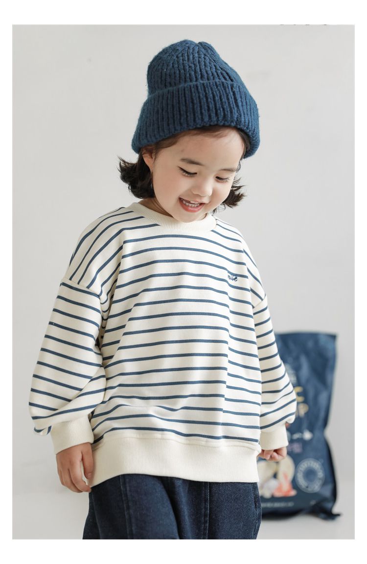 休閒印花圓領長袖上衣-塗鴉插畫-杏色