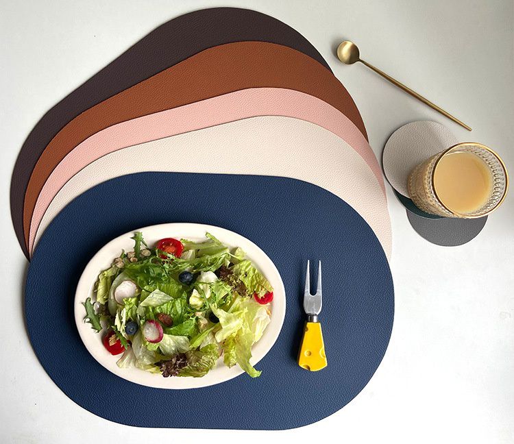 仿皮革橢圓形餐墊-雙色款-橘棕X黑 (43.5cm*30cm)