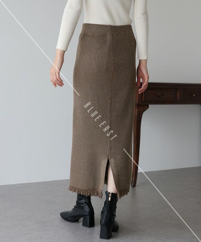 日本 BLUE EAST - 微閃亮羅紋針織流蘇開叉鉛筆裙-摩卡