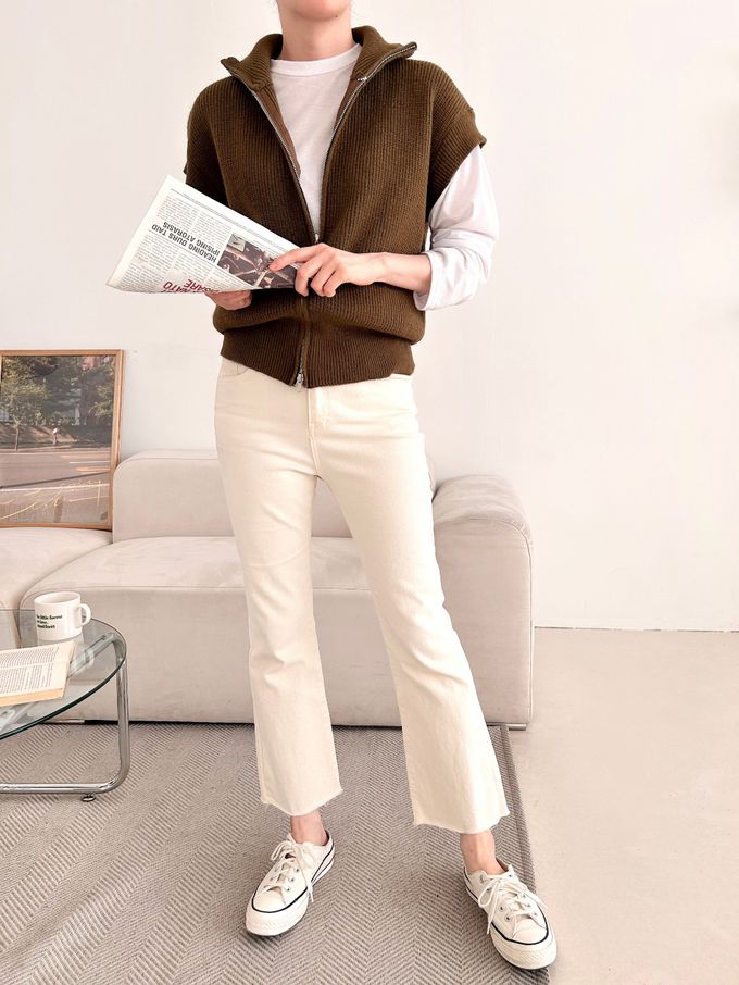 韓國女裝連線 - 簡約針織拉鍊立/翻領搭配背心-米白 (FREE)
